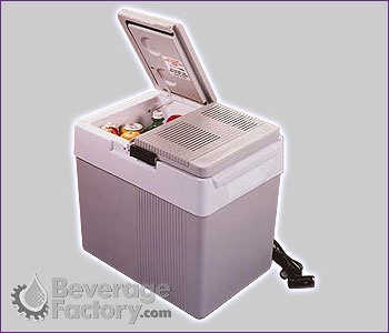 Photo of Koolatron P65 33 Qt Kargo Thermoelectric Travel Cooler