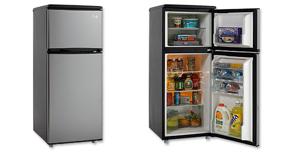 Photo of Avanti FF512PS Frost Free Refrigerator & Freezer