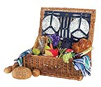 Casual Picnic Basket for Four