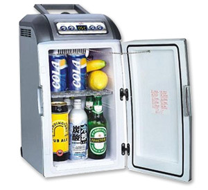 Photo of Koolatron C18 Portable Thermoelectric Cooler/Warmer