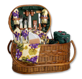 Photo of Merlot Deluxe Basket