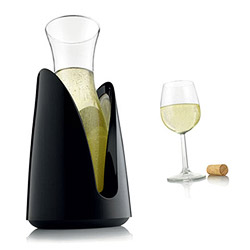 Photo of Vacu Vin Rapid Ice Cooling Carafe