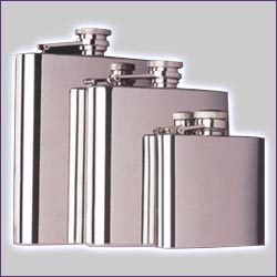 Captive-top Pocket Flask