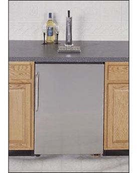 Enlarge Summit Kegerator SBC-490-BISSTB Built-in Beer Cooler w/ Stainless Steel Door
