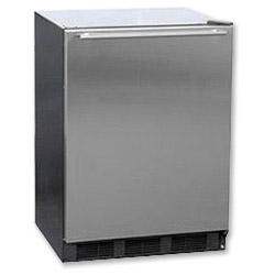 Wrapped Stainless Steel Door with Horizontal Towel Bar Handle